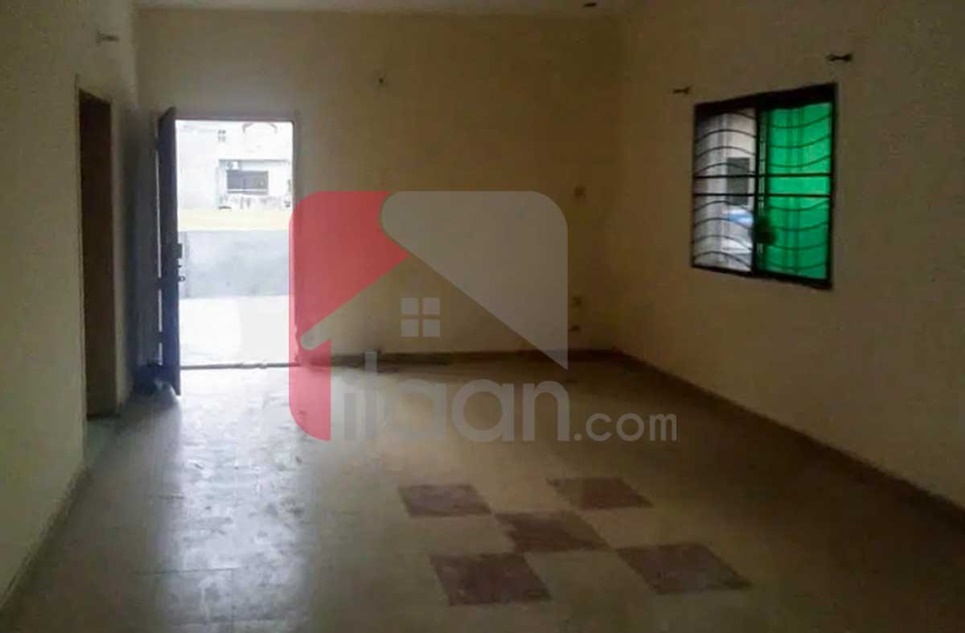 16 Marla House for Rent on College Road, Lahore