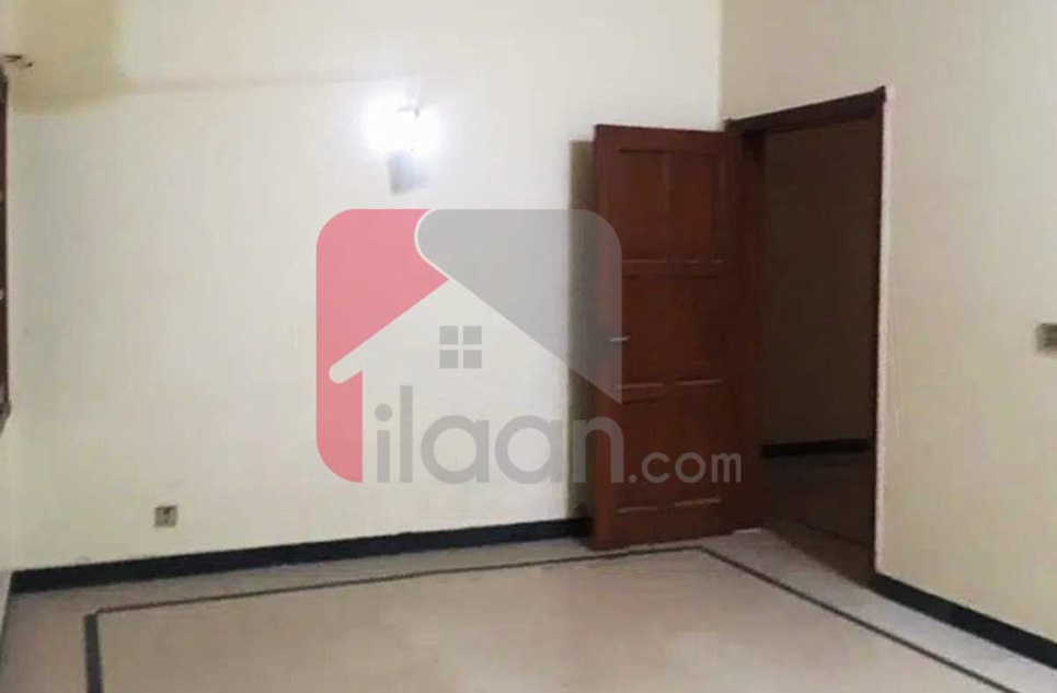 600 Sq.yd House for Sale (First Floor) in Block 16, Gulistan-e-Johar, Karachi