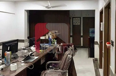 100 Sq.yd Office for Sale in Block 13-B, Gulshan-e-iqbal, Karachi
