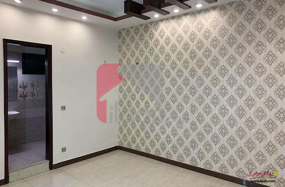 245 Sq.yd House for Sale (First Floor) in Bahadurabad, Gulshan-e-Iqbal, Karachi