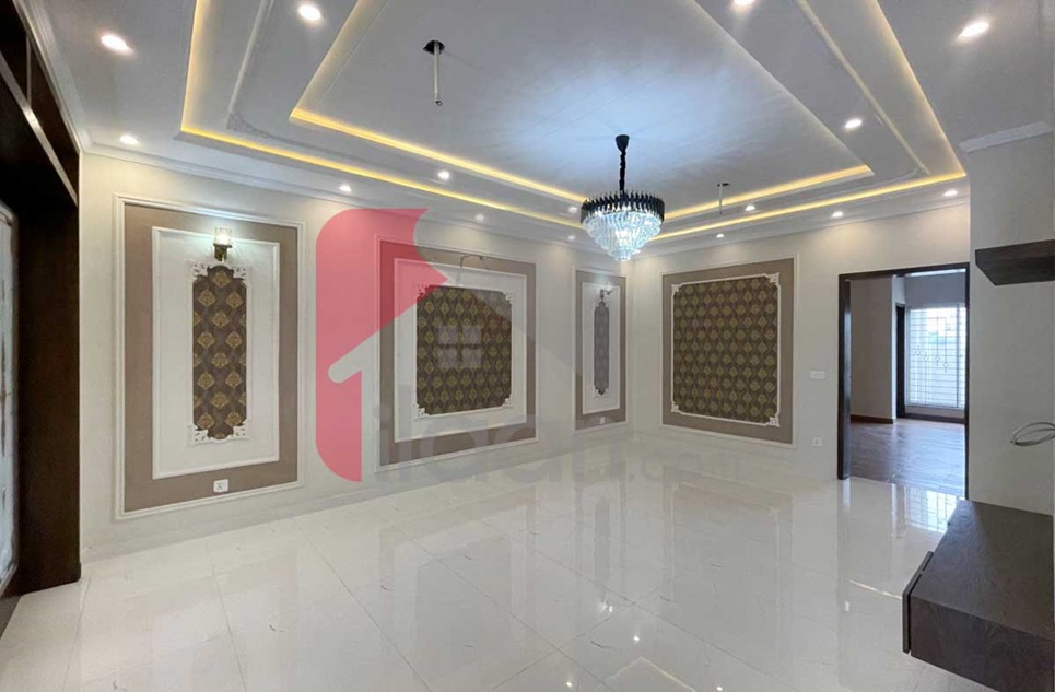 10 Marla House for Sale in Formanites Housing Scheme, Lahore