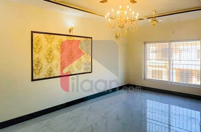 8 Marla Lower Portion for Rent in Military Accounts Housing Society, Lahore