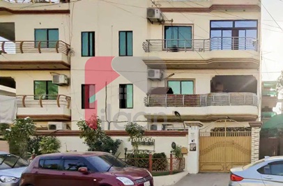 400 Sq.yd House for Sale (Ground Floor) in Block 7, Gulshan-e-iqbal, Karachi