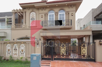 10 Marla House for Sale in Bankers Cooperative Housing Society, Lahore
