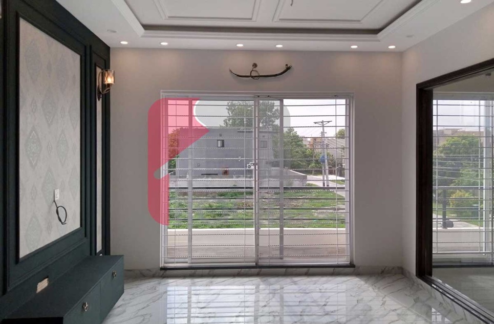 10 Marla House for Sale in Block B, Phase 1, State Life Housing Society, Lahore