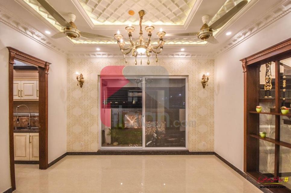 8 Marla House for Sale in Phase 3, DHA Lahore
