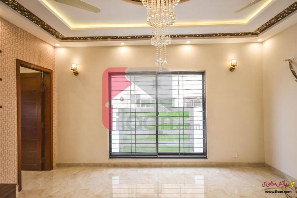 9 Marla House for Sale in Bankers Cooperative Housing Society, Lahore