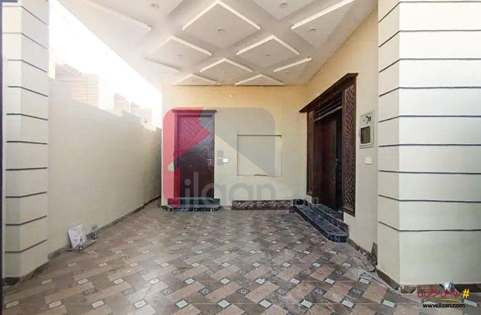 5.5 Marla House for Rent (First Floor) on Multan Public School Road, Multan