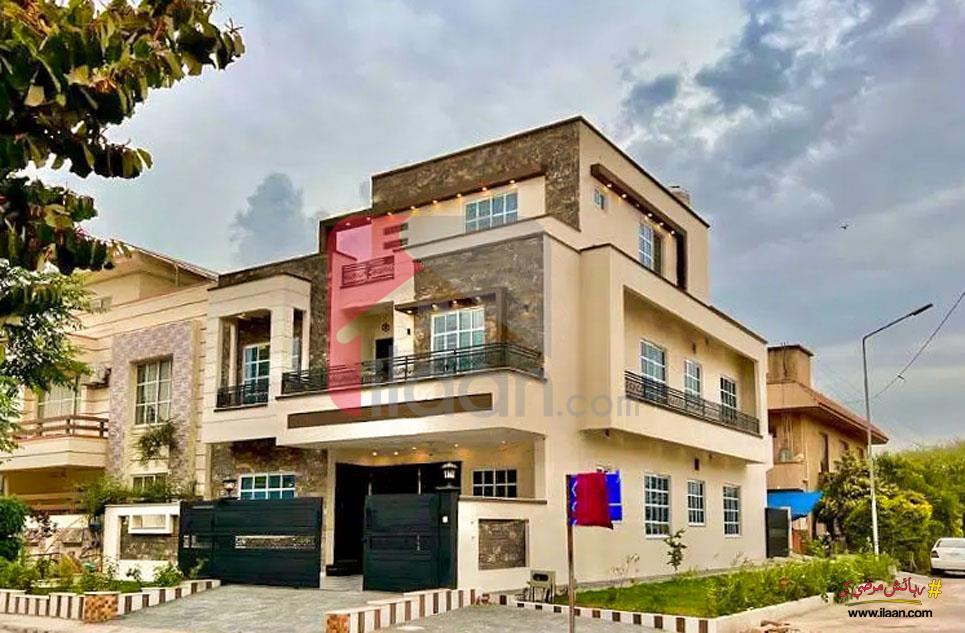 10.9 Marla House for Sale in G-13, Islamabad