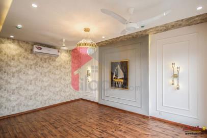 10 Marla House for Sale in Block U, Phase 7, DHA Lahore