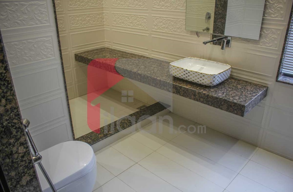 1 Kanal House for Sale in Block B, Phase 5, DHA Lahore (Furnished)