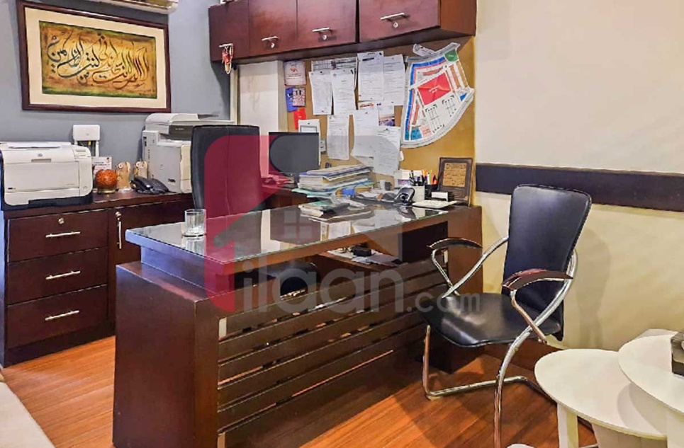 450 Sq.ft Shop for Sale in Sehar Commercial Area, Phase 7, DHA Karachi (Furnished)