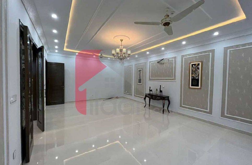 12 Marla House for Sale in Block Y, Phase 7, DHA Lahore