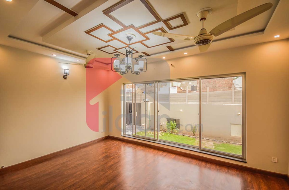 8 Marla House for Sale in Phase 6, DHA Lahore