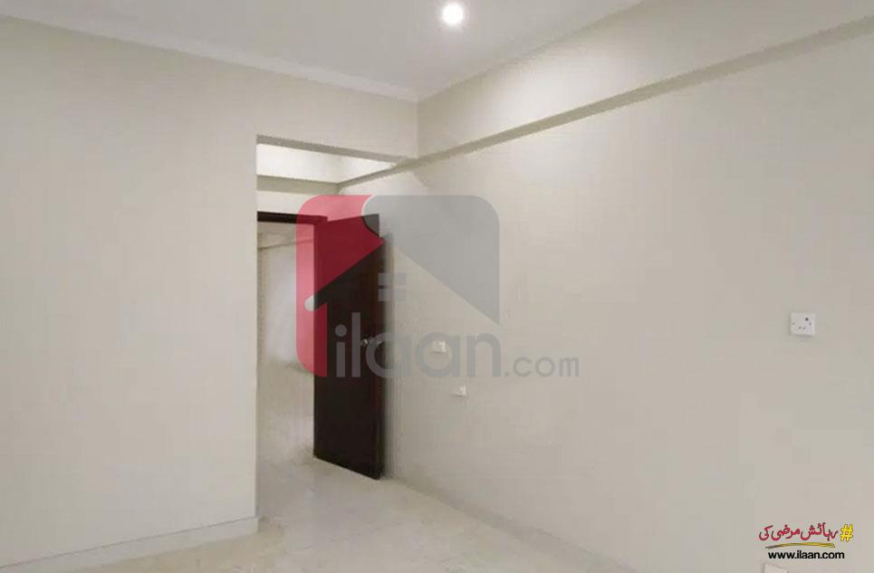 Room for Rent in Ittehad Commercial Area, Phase 6, DHA Karachi