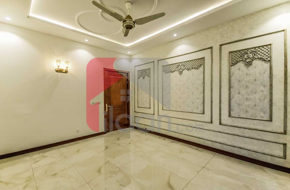 10 Marla House for Sale in Phase 6, DHA, Lahore
