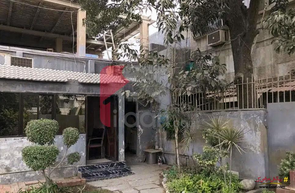 775 Sq.yd House for Sale in Block 6, PECHS, Karachi