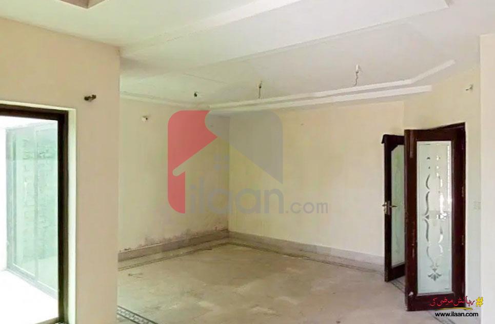8 Marla House for Rent in Hassan Villas, Faisalabad