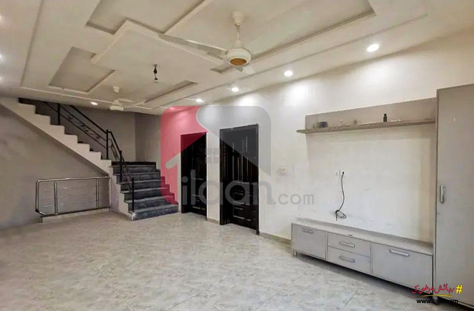 7 Marla House for Rent in Khayaban Colony, Faisalabad