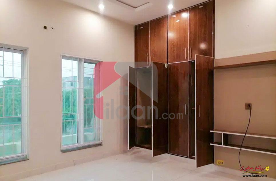 10 Marla House for Sale in Izmir Town, Lahore