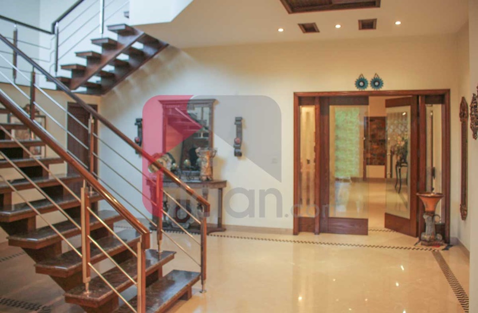 1 Kanal House for Sale in Block L, Phase 5, DHA Lahore (Furnished)