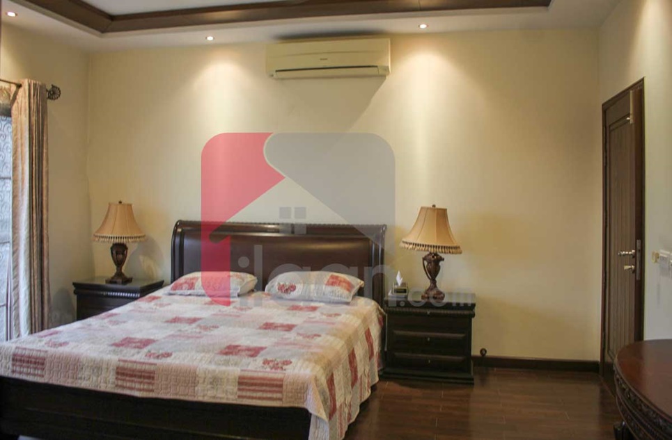 1 Kanal House for Sale in Block L, Phase 5, DHA Lahore (Furnished)