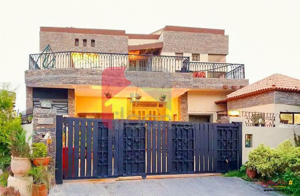 10 Marla House for Sale in Gulraiz Housing Scheme, Rawalpindi