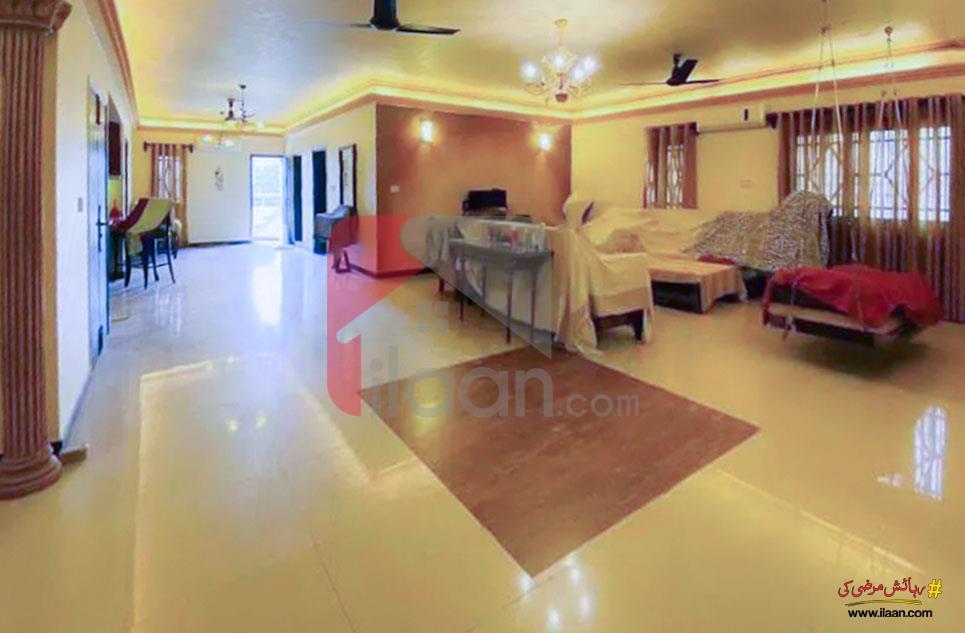 300 Sq.yd House for Sale (First Floor) in PECHS, Karachi