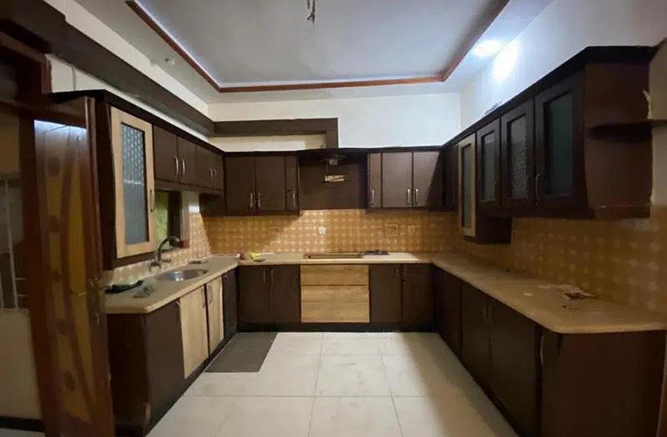 120 Sq.yd House for Rent (First Floor) in Block 6, Gulshan-e-iqbal, Karachi