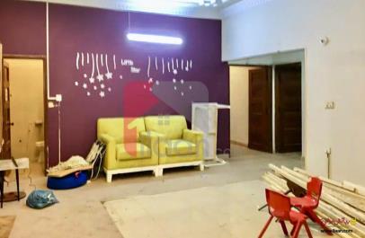 300 Sq.yd House for Sale (Ground Floor) in Block 2, PECHS, Karachi