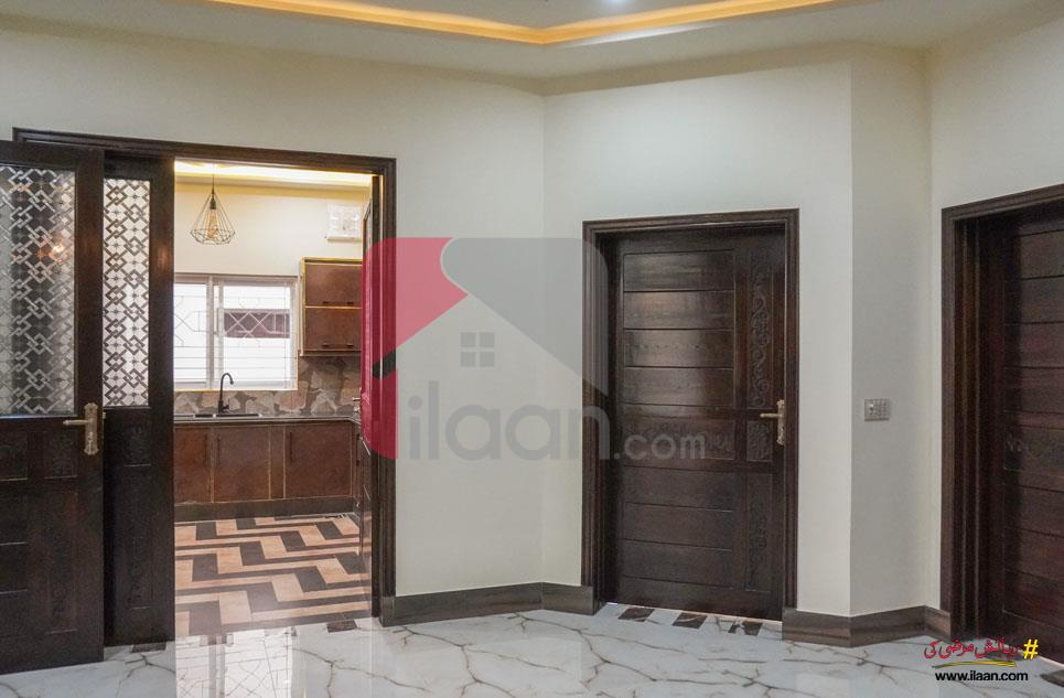 10.75 Marla House for Sale in Valencia Housing Society, Lahore