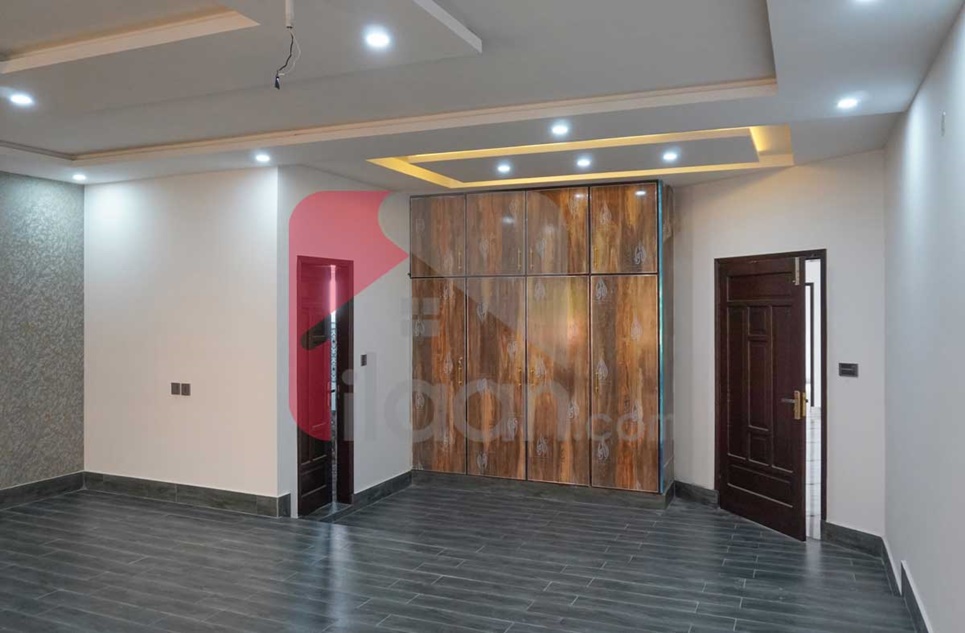 1 Kanal House for Sale in Block E, Architects Engineers Housing Society, Lahore