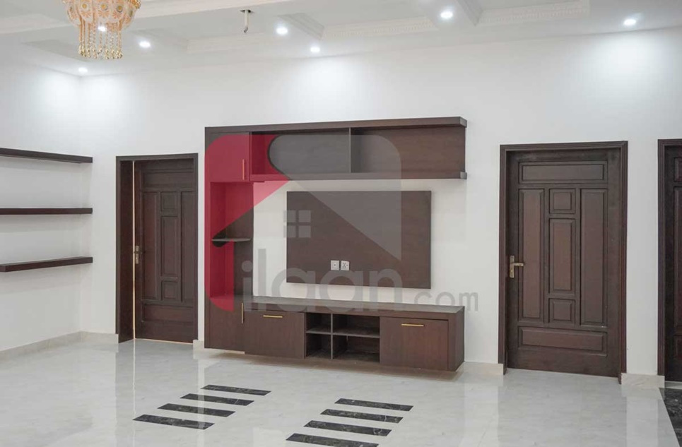 1 Kanal House for Sale in Block E, Architects Engineers Housing Society, Lahore