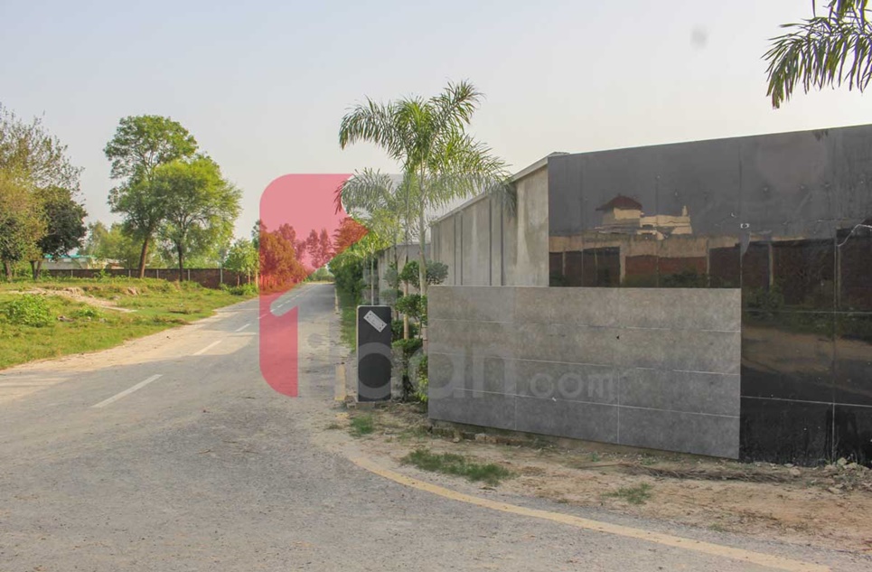 2 Kanal Farmhouse Plot for Sale in Harbour Farm Houses, Bedian Road, Lahore