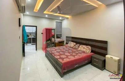 167.5 Sq.yd House for Sale (First Floor) in Block 6, PECHS, Karachi
