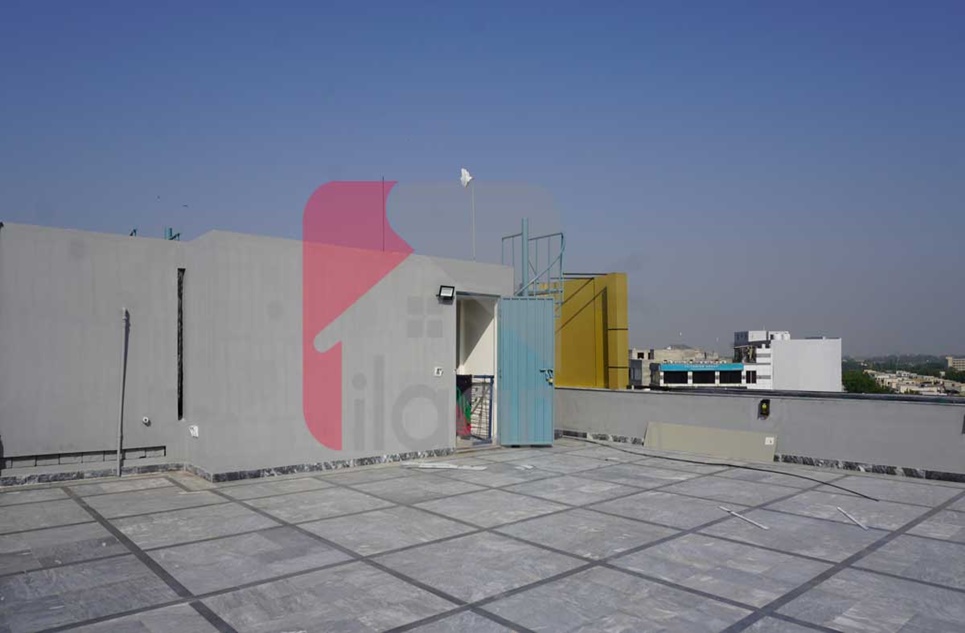 950.15 Sq.Ft Office (Roof Floor) for Rent in KMZ Tower, Bahria Town, Lahore