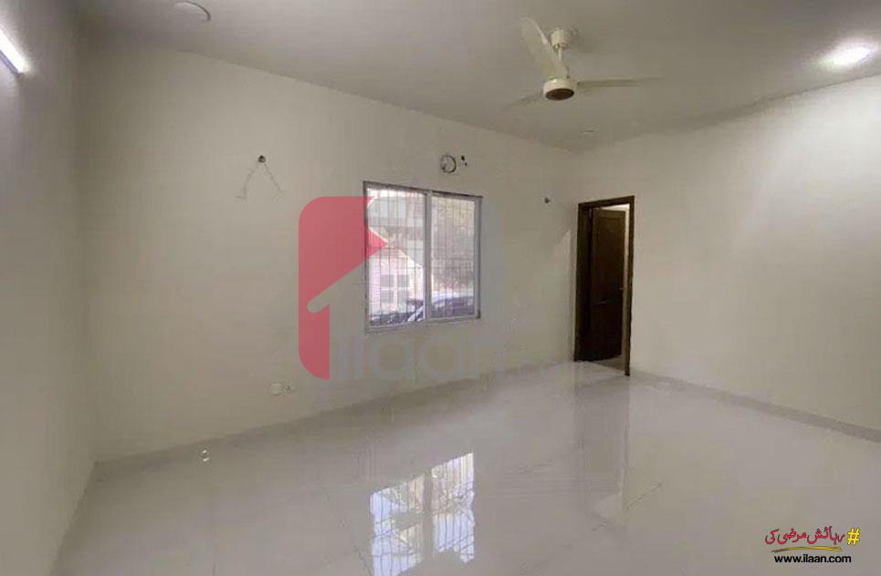 200 Sq.yd House for Sale (Ground Floor) in Block 2, PECHS, Karachi