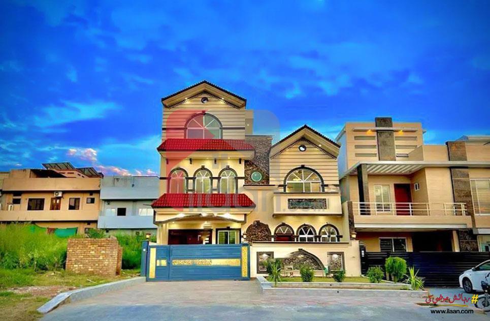 10 Marla House for Sale in G-13, Islamabad