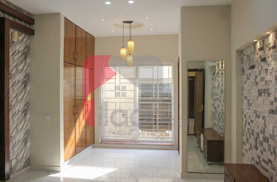 10 Marla House for Sale in Central Block, Phase 1, Bahria Orchard, Lahore