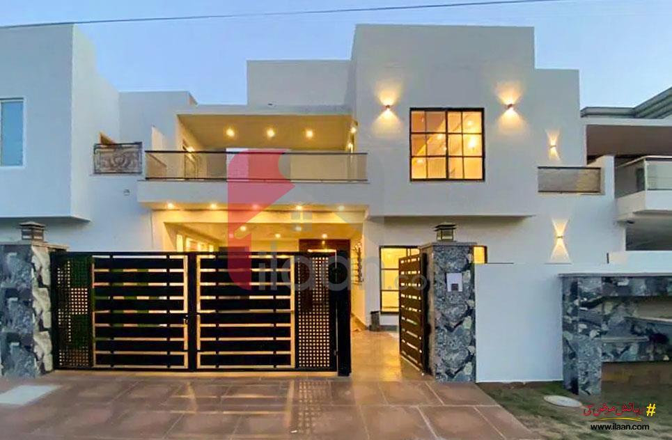 10.5 Marla House for Sale in Buch Executive Villas, Multan