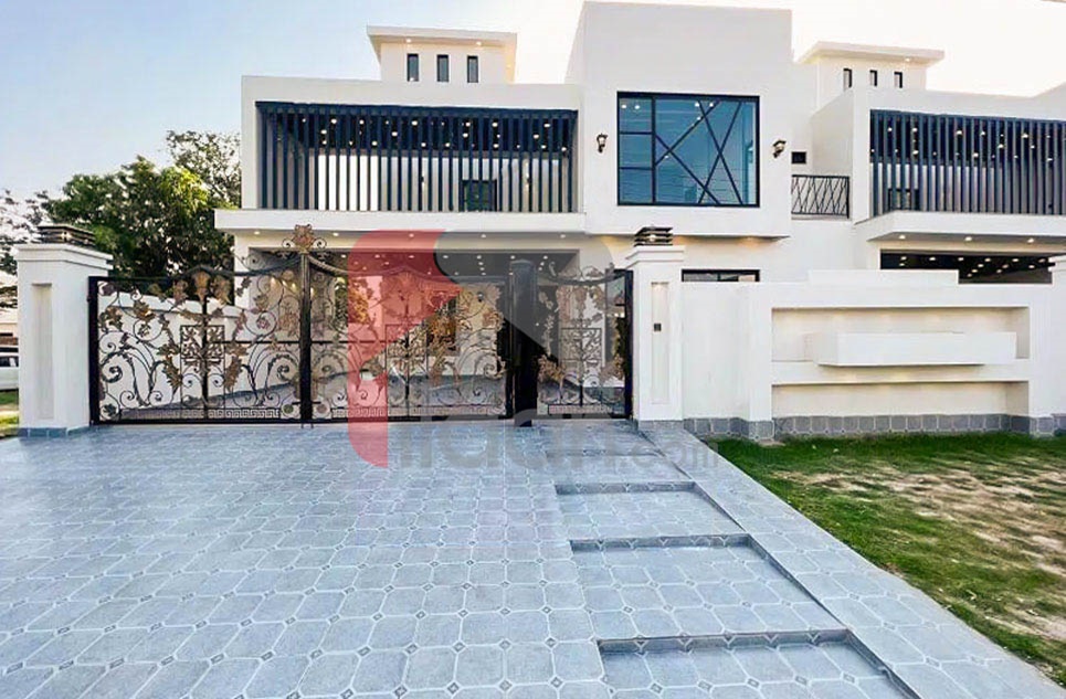 11 Marla House for Sale in Buch Executive Villas, Multan