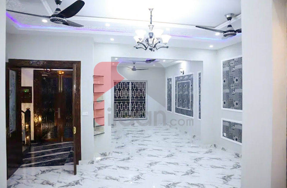 10 Marla House for Sale in Block E, Royal Orchard, Multan