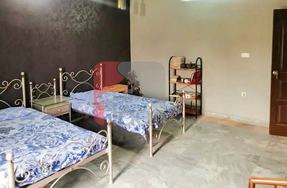 15 Marla House for Rent (First Floor) in Gulgasht Colony, Multan