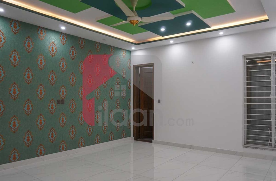 1 Kanal House for Sale in Block E, Phase 2, PGECHS, Lahore