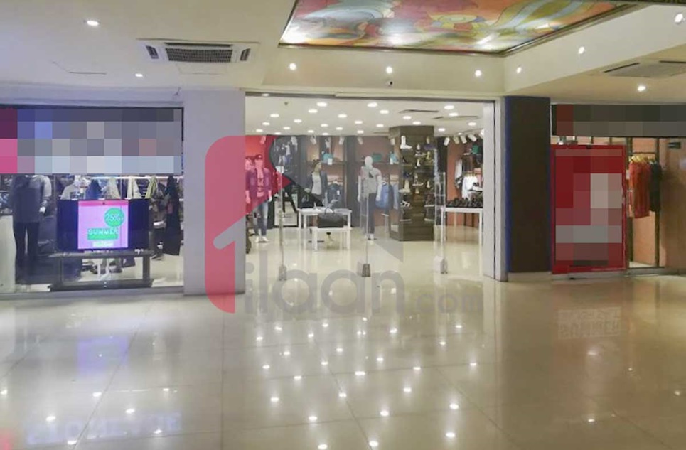 626 Sq.ft Office for Sale (Fourteenth Floor) in Xinhua Mall, Block B2, Gulberg-3, Lahore