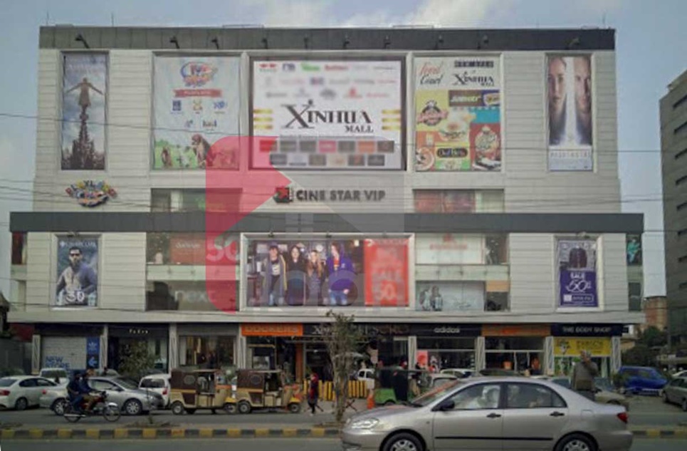 837 Sq.ft Office for Sale (Fourteenth Floor) in Xinhua Mall, Block B2, Gulberg-3, Lahore
