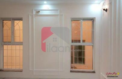 10 Marla House for Sale in Tariq Gardens, Lahore
