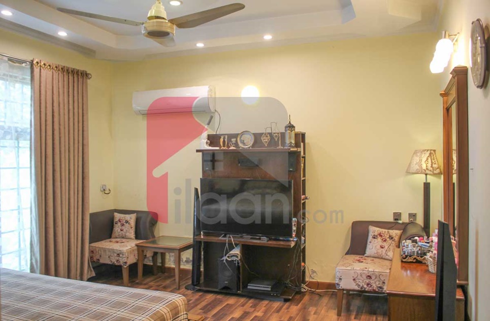 2 Kanal 4 Marla House for Sale in Block F, Phase 1, Johar Town, Lahore (Furnished)