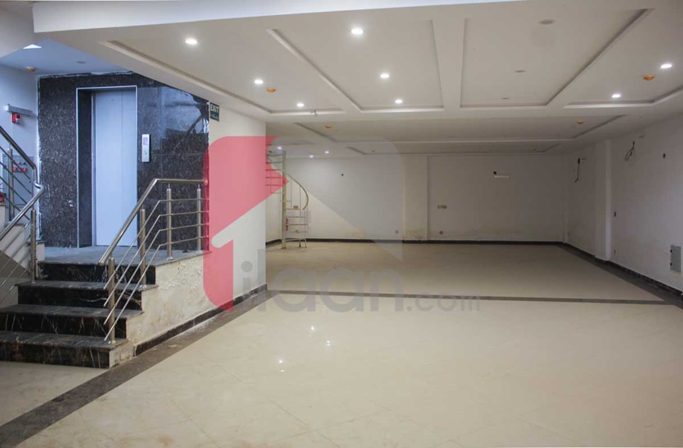8 Marla Office for Rent (Second Floor) in Block C, Phase 6, DHA Lahore