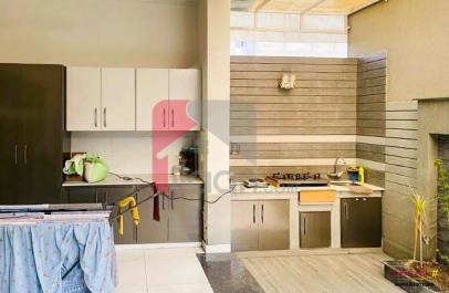 11 Marla House for Sale in Block W, Eden Orchard, Faisalabad